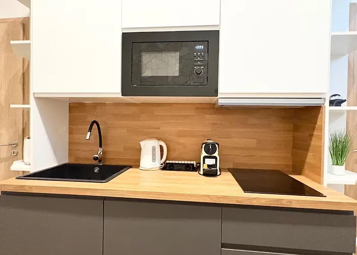 & Explore Comfortable For 4 公寓 *